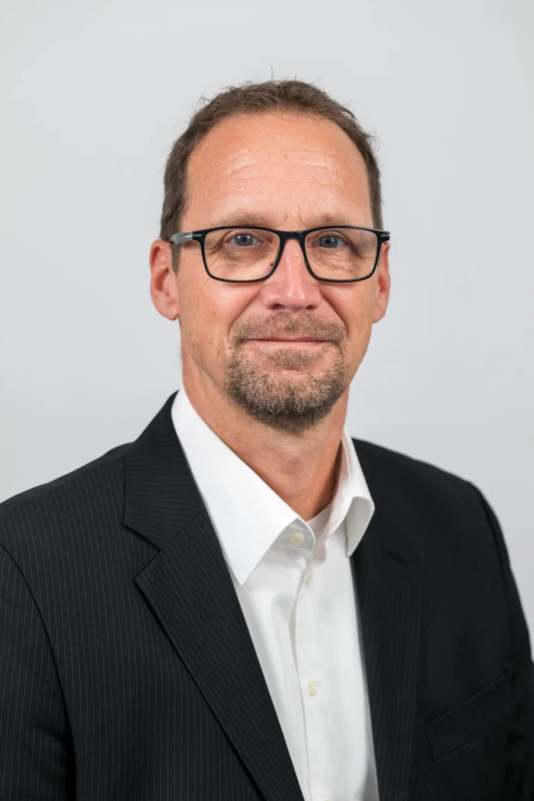 Mr. Ordon, Head of Sales at DISCHER Technik, portrait photo